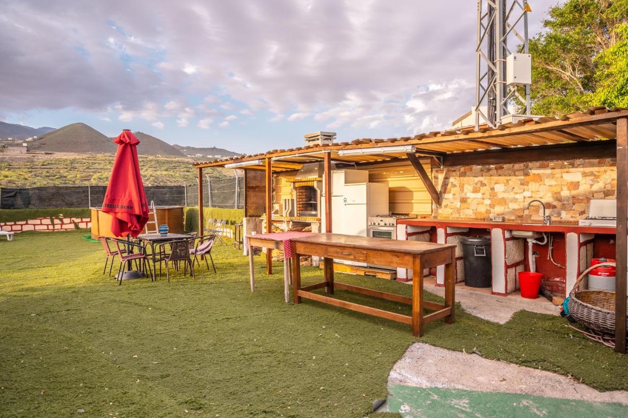 Casa Giuliana Bed & Breakfast Charco del Pino ภายนอก รูปภาพ